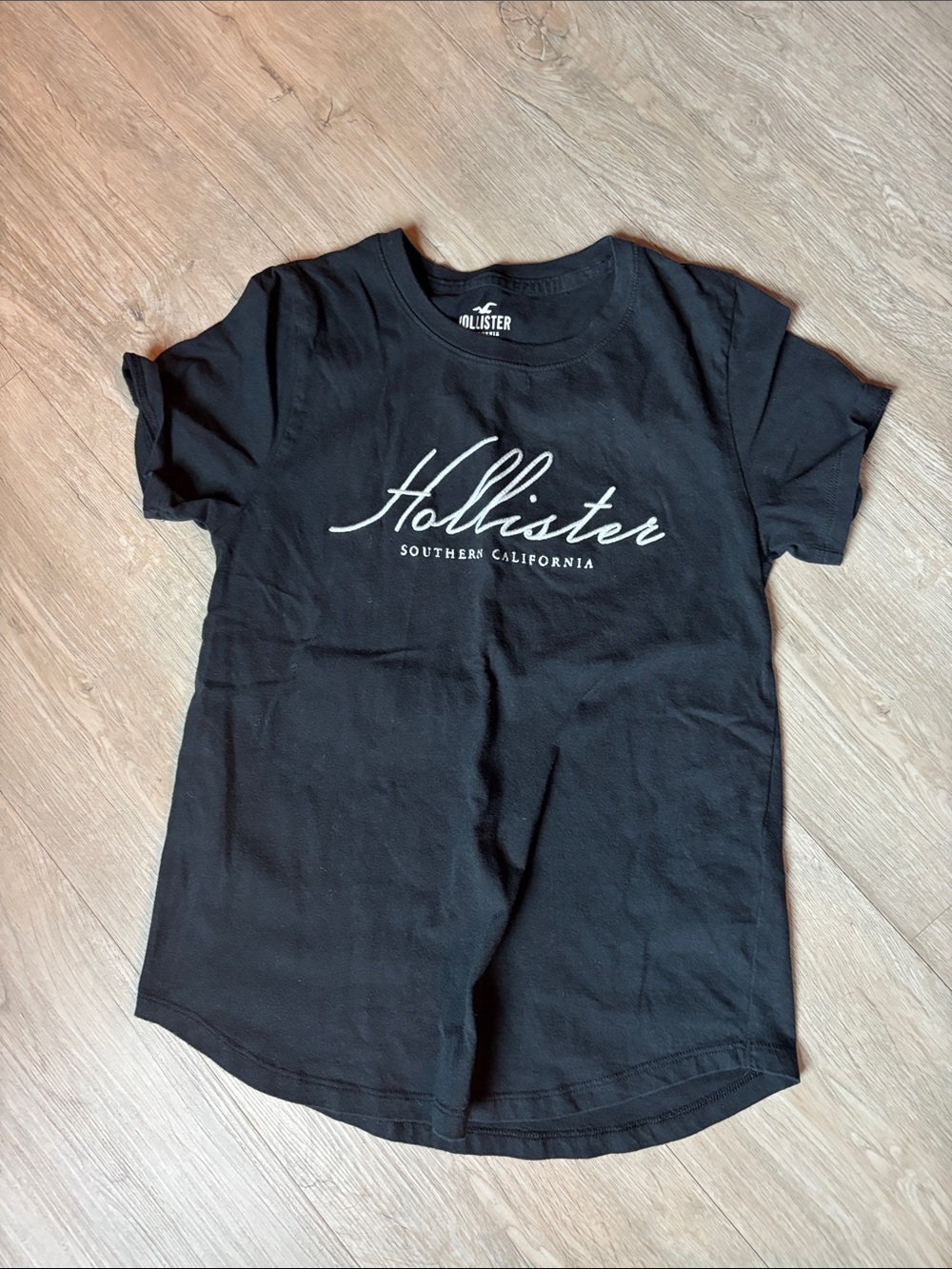 Hollister Black Short Sleeve Logo Tee